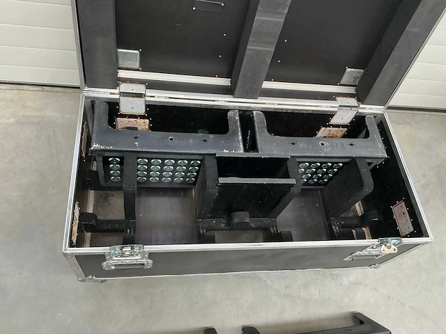 Urc 300 rgbw 18 ip67 citywash (4x) - afbeelding 3 van  3