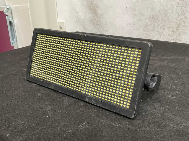 Urc epulse 3000 led strobe (5x) - afbeelding 1 van  5