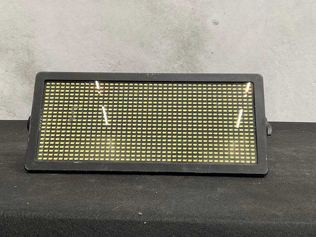 Urc epulse 3000 led strobe (5x) - afbeelding 2 van  5