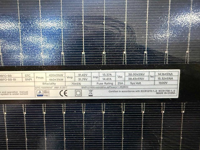 Ureco - set van 2 zonnepanelen (420 wp) aeg 0,75 kw omvormer - afbeelding 1 van  3