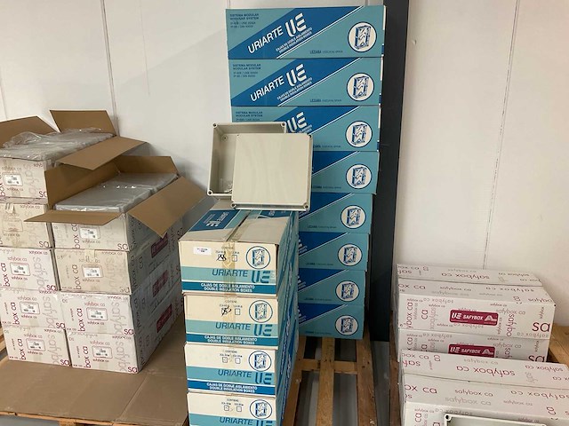Uriarte ca-44asr industriële behuizing (24x) - afbeelding 1 van  4