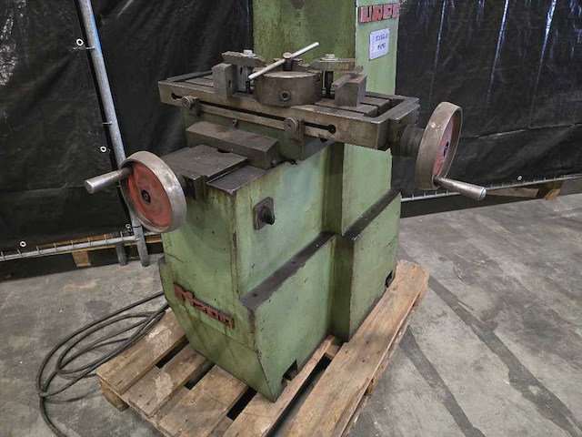 Urpe - m 200 - vertical steekmachine - afbeelding 2 van  8