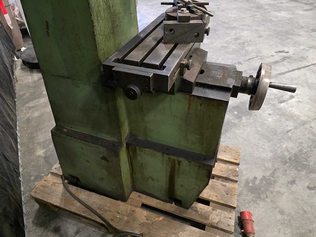 Urpe - m 200 - vertical steekmachine - afbeelding 8 van  8