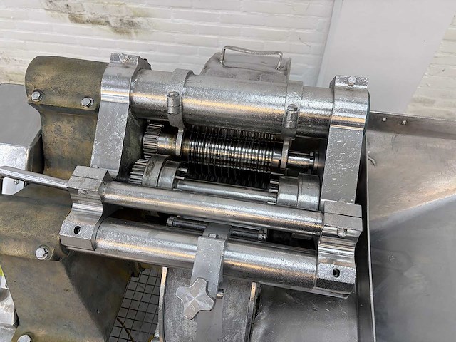 Urschel - g-a - blokjessnijmachine - afbeelding 4 van  5