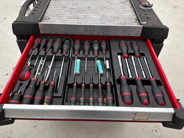 Usag 519 gereedschapswagen met inhoud - afbeelding 4 van  12