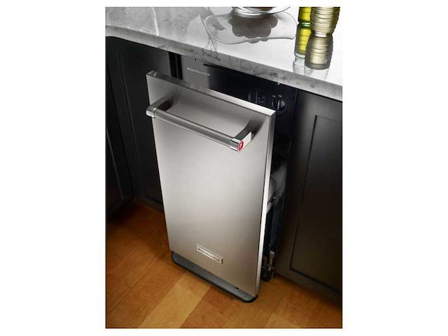 Used kitchenaid built -in stainless steel trash compactor - ktts505ess - afbeelding 1 van  3