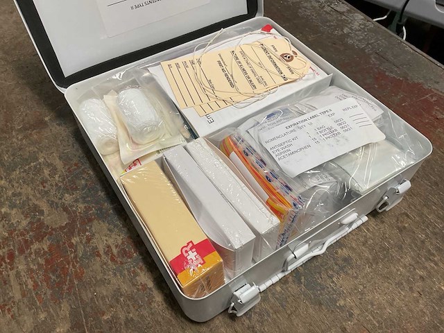 Usfs type ii sm crew first aid kit - afbeelding 1 van  5