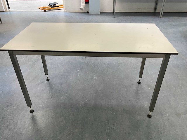 Usm haller tafel rvs werktafel - afbeelding 3 van  3