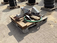 Utina rundvee weidepompen (2x) - afbeelding 1 van  4