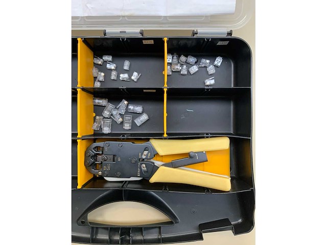 Utp assortimentskoffer met tang en tester - afbeelding 3 van  3