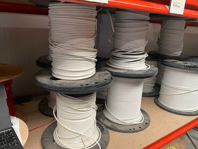 Utp kabel c6 - afbeelding 2 van  2