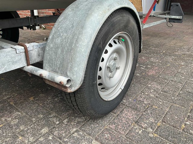 Uttern 4602 consoleboot met pega boottrailer - afbeelding 7 van  22