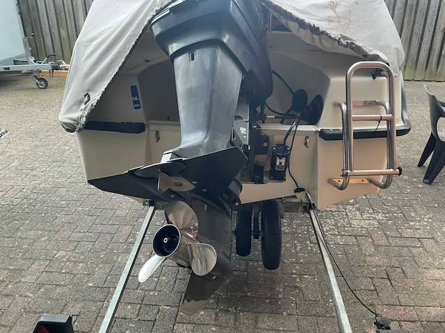 Uttern 4602 consoleboot met pega boottrailer - afbeelding 21 van  22