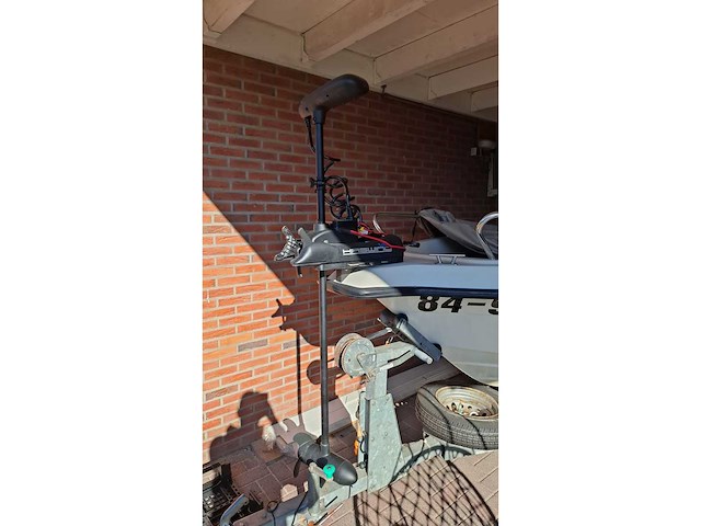 Uttern 4602 consoleboot met pega boottrailer - afbeelding 17 van  27