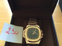 Uurwerk skyline in box - afbeelding 1 van  2