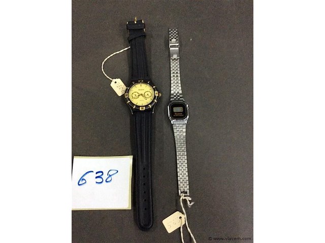 Uurwerken saxon 2stuks (oud/nieuw) - afbeelding 1 van  2