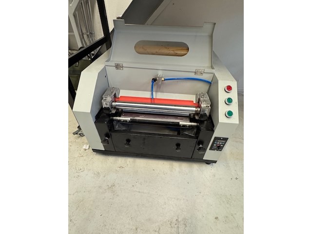 Uv-coatingmachine - afbeelding 3 van  4