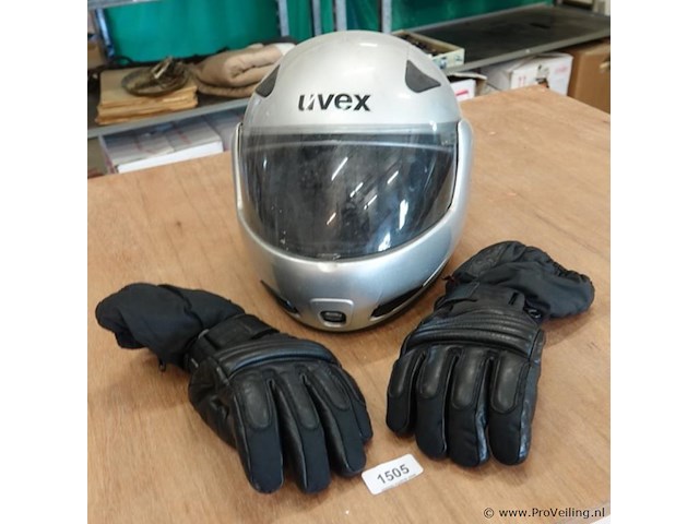 Uvex motorhelm met paar motor handschoenen - afbeelding 2 van  5