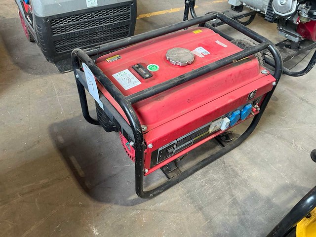 Uw2200gg benzine aggregaat 2 kva - afbeelding 12 van  12