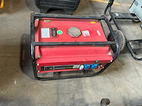 Uw2200gg benzine aggregaat 2 kva - afbeelding 4 van  12