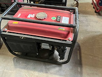 Uw2200gg benzine aggregaat 2 kva - afbeelding 10 van  12