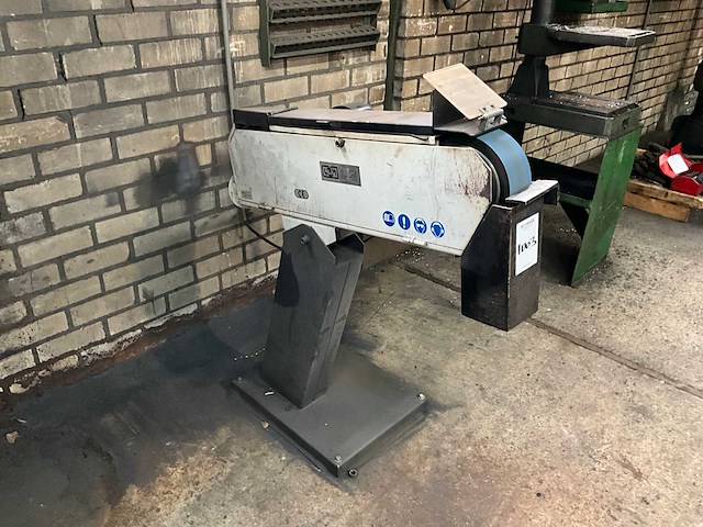 Uwm 75 bandschuurmachine - afbeelding 2 van  9