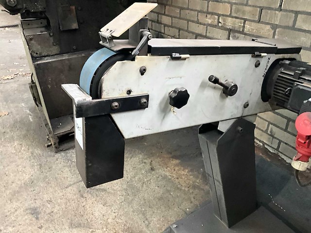 Uwm 75 bandschuurmachine - afbeelding 7 van  9