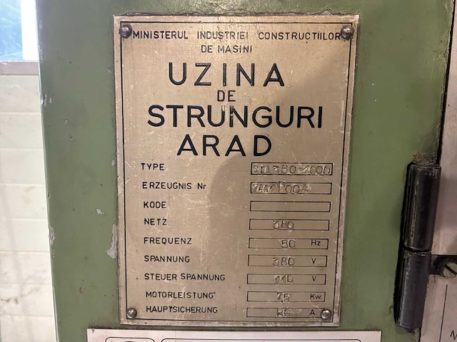 Uzina de strunguri arad sna 360-1000 draaibank - afbeelding 16 van  23