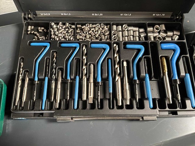 V-coil schroefdraad reparaties set - afbeelding 2 van  5