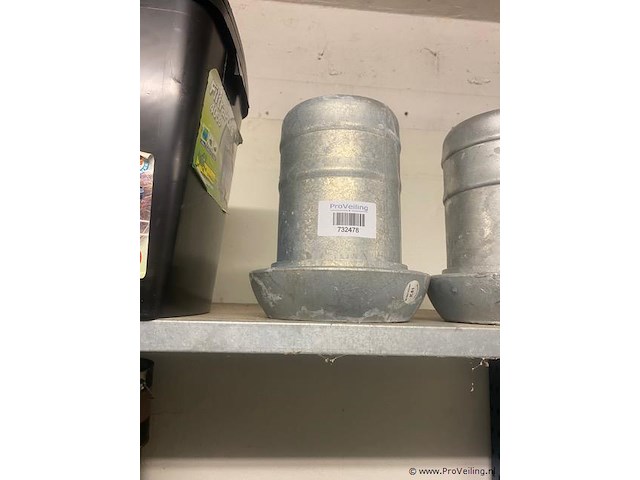 V-deel 159 x 6"tule t.b.v. mestslang - afbeelding 1 van  1