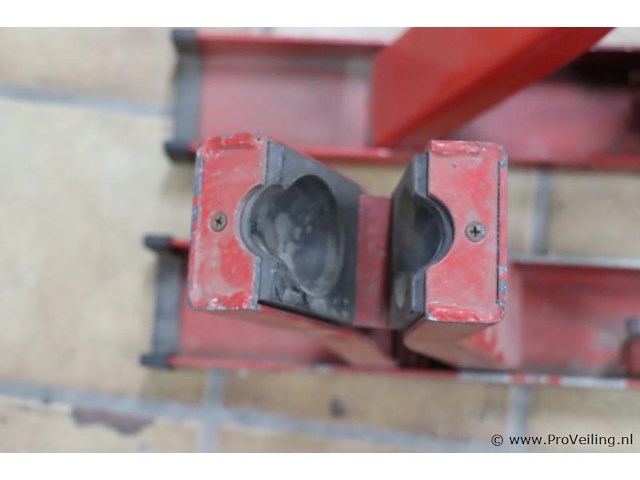 V-kop pijpsteun - 50x9x33cm - 2 stuks - afbeelding 3 van  5