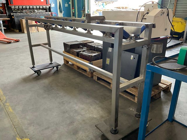 V-rollenbaan - afbeelding 1 van  3