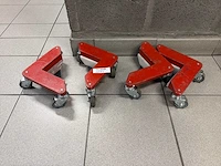 V-vormige meubeltransportroller op zwenkwielen