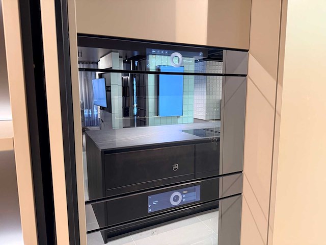 V-zug - combair v6000 45p - oven (c) - afbeelding 1 van  4