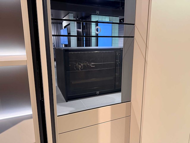 V-zug - combair v6000 60p - oven (c) - afbeelding 1 van  4