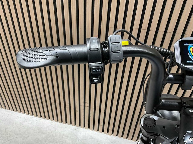 V20 - mini - black - elektrische fiets - afbeelding 26 van  64