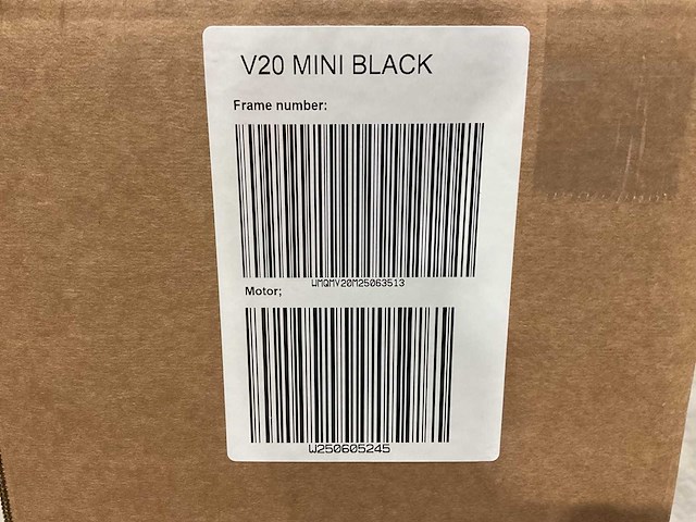 V20 - mini - black - elektrische fiets - afbeelding 1 van  2