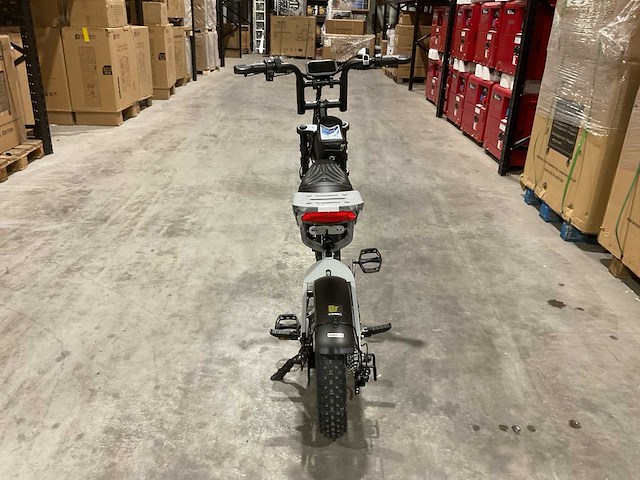 V20 - mini - grey - elektrische fiets - afbeelding 8 van  20
