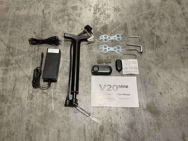 V20 - mini - grey - elektrische fiets - afbeelding 4 van  5