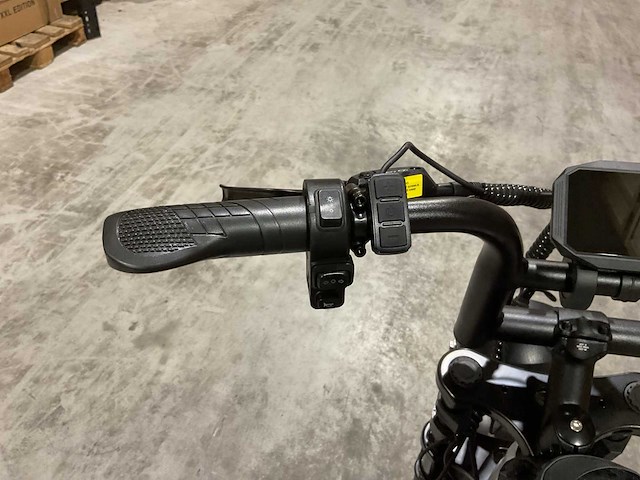V20 - mini - grey - elektrische fiets - afbeelding 2 van  21