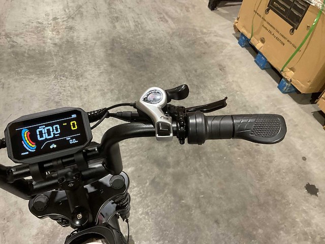 V20 - mini - purple - elektrische fiets - afbeelding 3 van  55