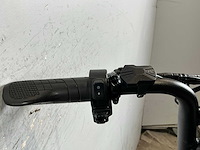 V20 pro elektrische fatbike - afbeelding 9 van  10