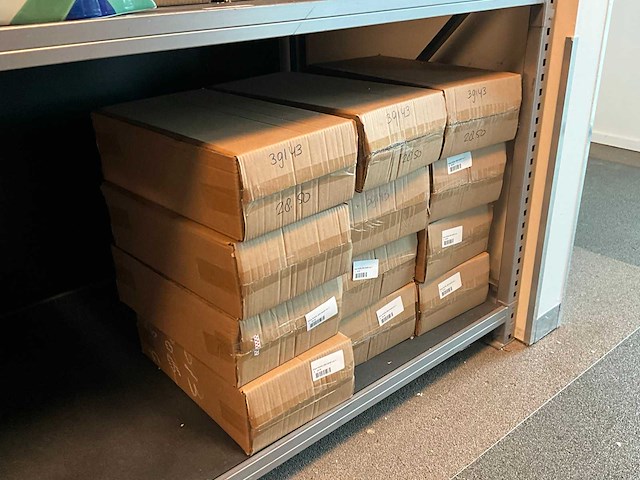 Vaas (100x) - afbeelding 13 van  13