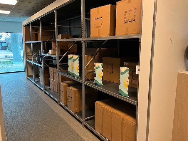 Vaas (125x) - afbeelding 1 van  25