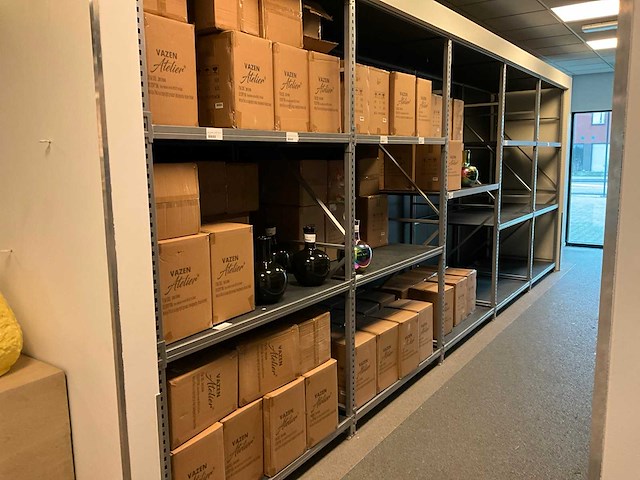 Vaas (150x) - afbeelding 1 van  15