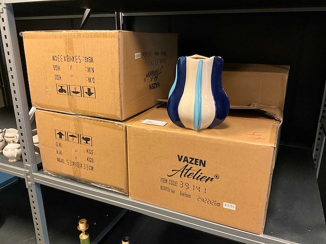 Vaas (84x) - afbeelding 14 van  19