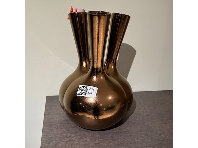 Vaas cor unum, mama vase, goud, by roderick vos - afbeelding 3 van  5