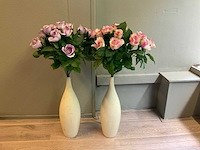 Vaas met kunstbloem (2x) - afbeelding 1 van  3