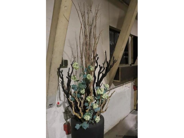 Vaas met kunstbloemen & decoratieve takken - afbeelding 4 van  5
