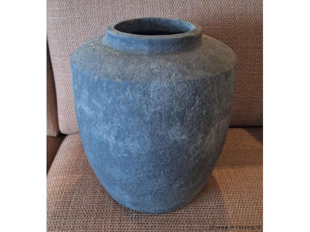 Vaas stone planter black - afbeelding 1 van  2